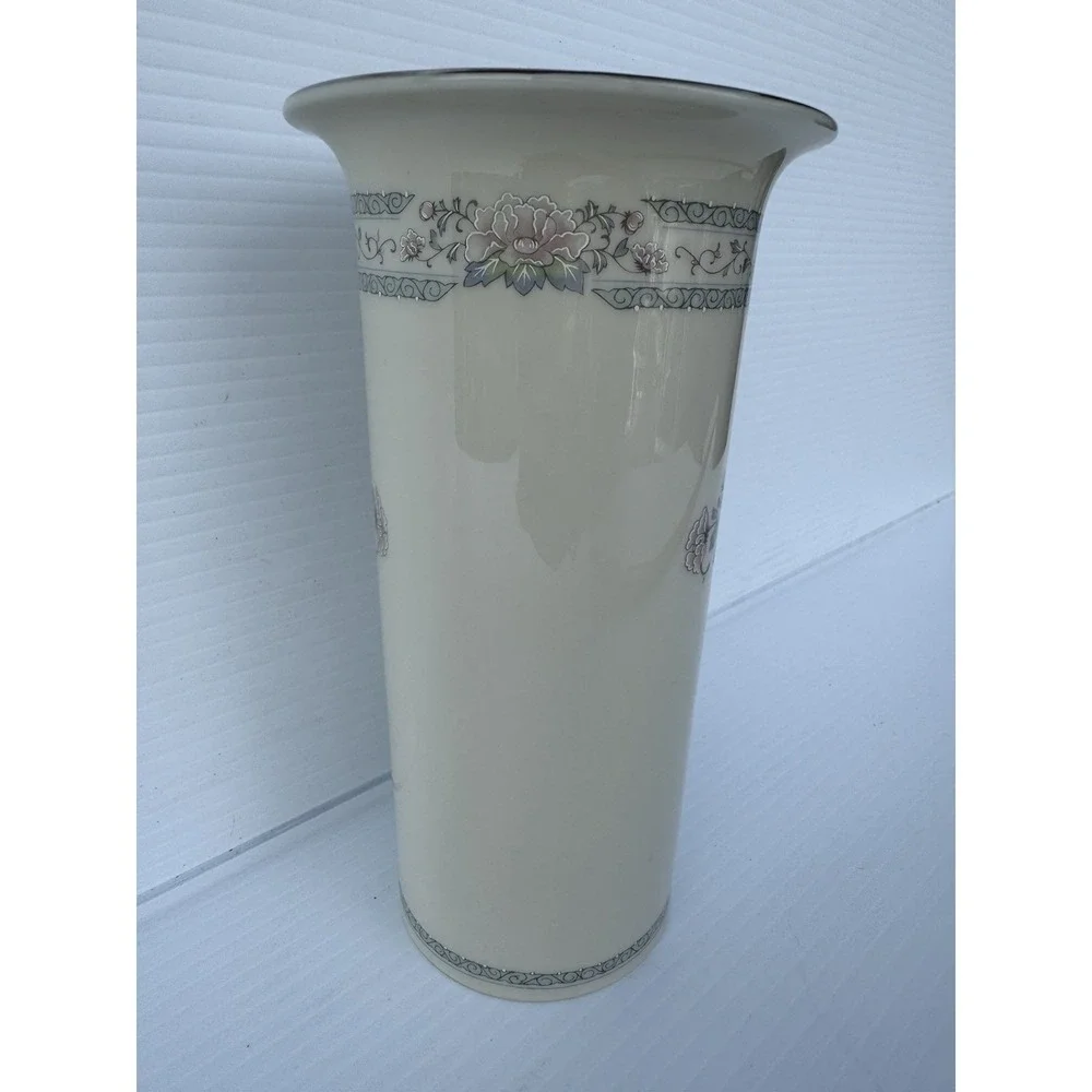 Vintage Retired Lenox 7